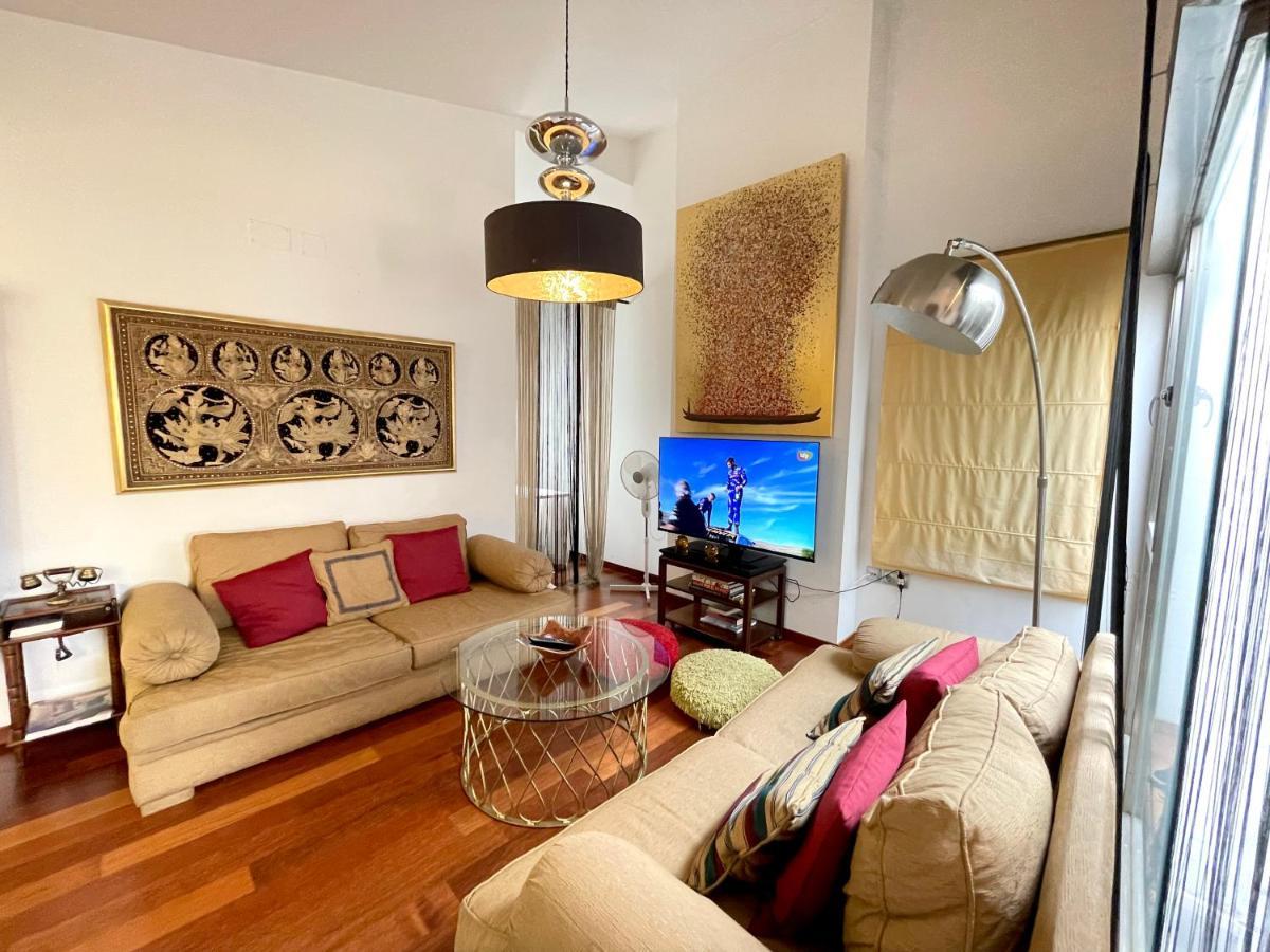 Atico En Plaza De La Constitucion 3 Bedrooms Málaga Exterior foto