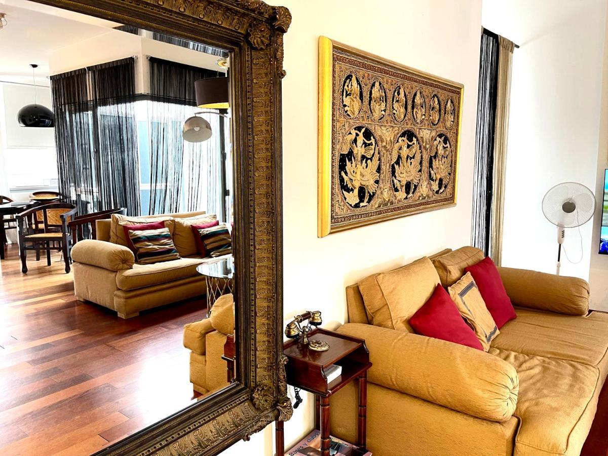 Atico En Plaza De La Constitucion 3 Bedrooms Málaga Exterior foto