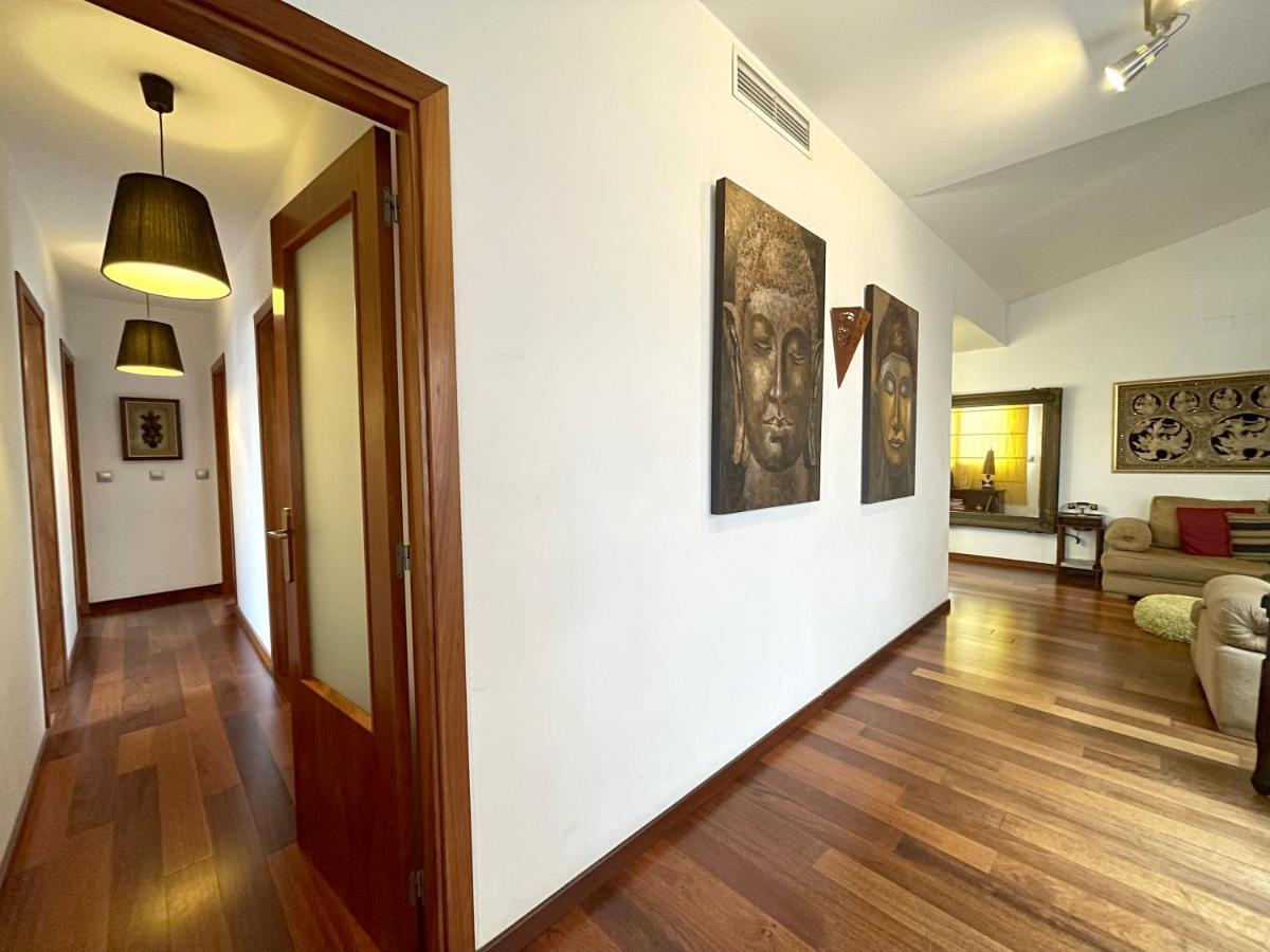 Atico En Plaza De La Constitucion 3 Bedrooms Málaga Exterior foto