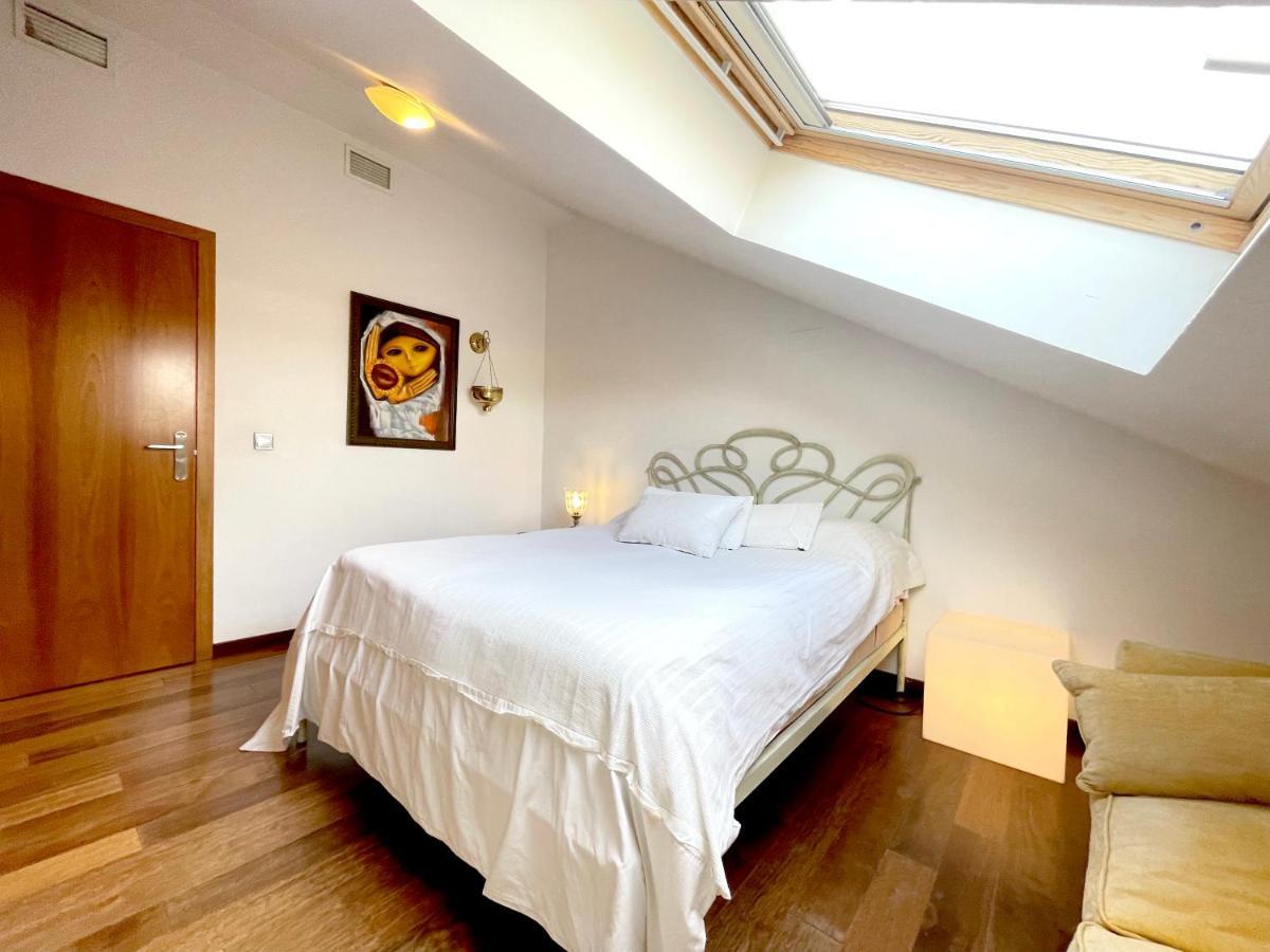 Atico En Plaza De La Constitucion 3 Bedrooms Málaga Exterior foto